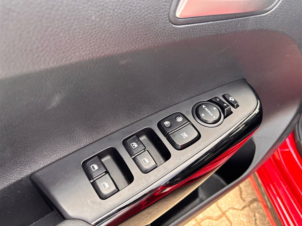 Kia Picanto 1,0 GT-Line 63HK 5d - Image 10