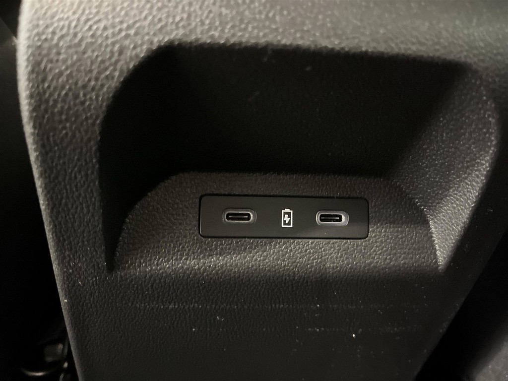 Renault Scénic E-TECH Iconic 220HK Aut. - Image 9