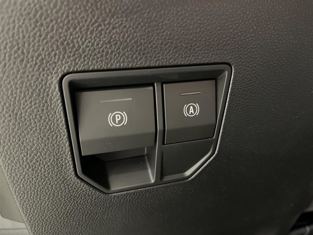 Renault Scénic E-TECH Iconic 220HK Aut. - Image 13