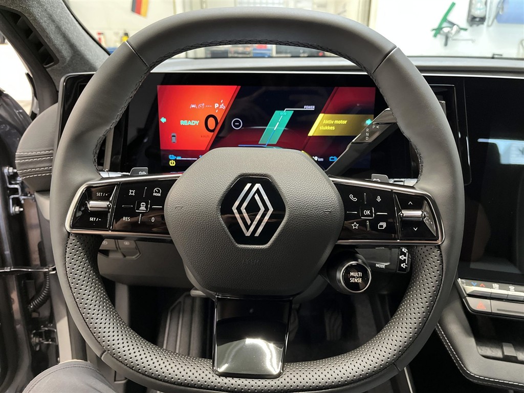 Renault Scénic E-TECH Iconic 220HK Aut. - Image 16