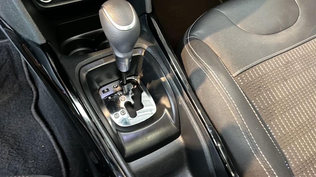 Peugeot 2008 1,2 PureTech Exclusive Plus EAT6 110HK 5d 6g Aut. - Image 11