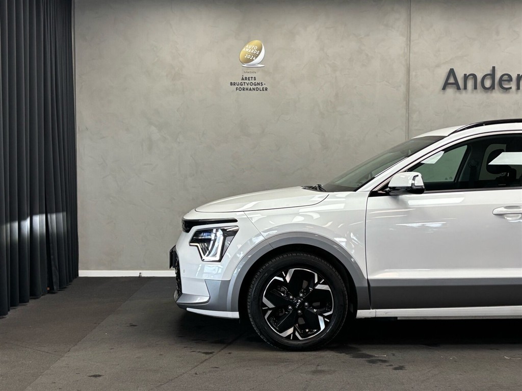 Kia Niro EV EL Prestige 204HK 5d Aut. - Image 4