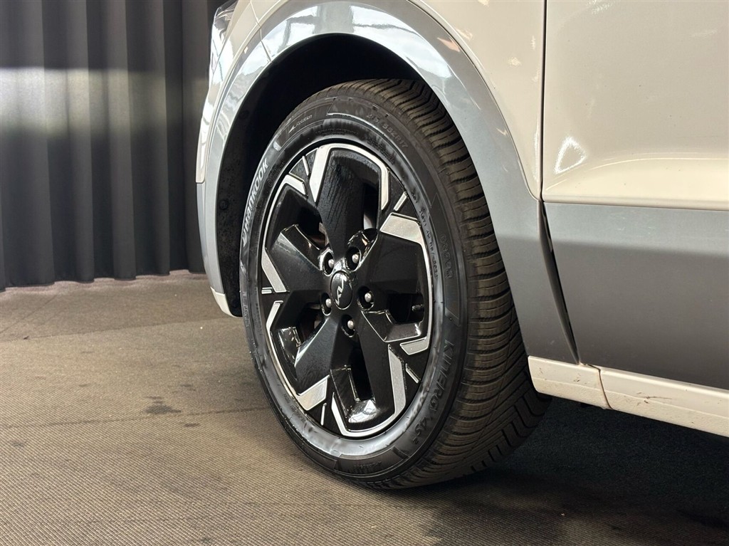 Kia Niro EV EL Prestige 204HK 5d Aut. - Image 5