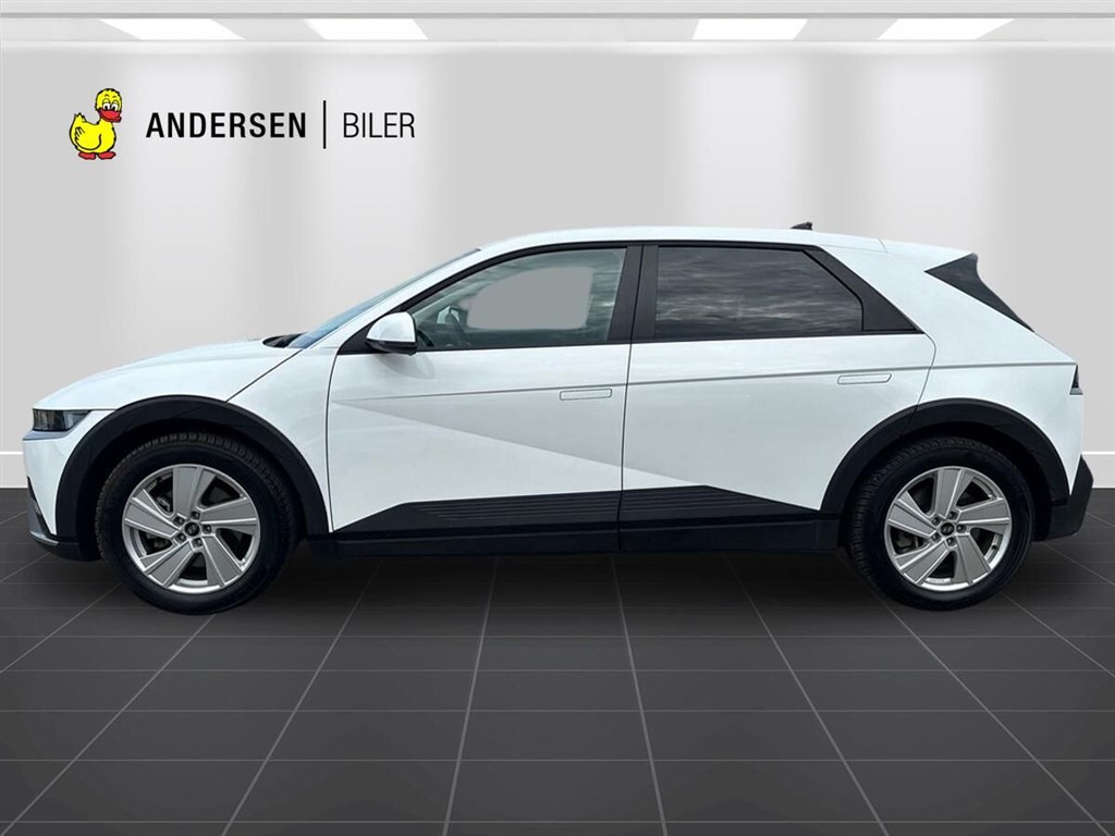 Hyundai Ioniq 5 Electric 63 kWh Essential 170HK 5d Aut. - Image 2