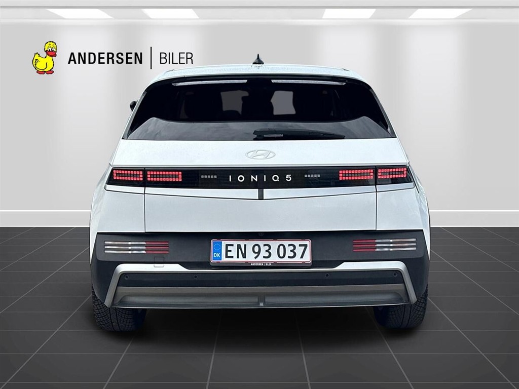Hyundai Ioniq 5 Electric 63 kWh Essential 170HK 5d Aut. - Image 9