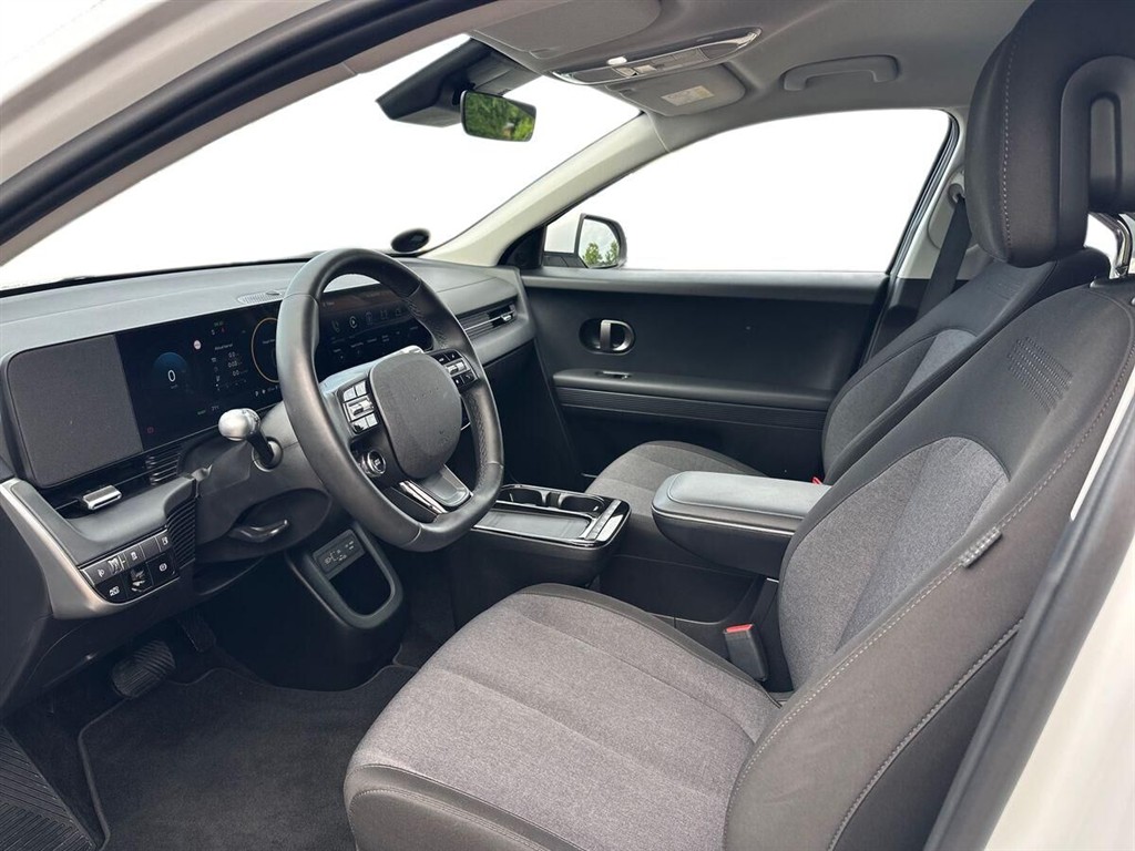 Hyundai Ioniq 5 Electric 63 kWh Essential 170HK 5d Aut. - Image 10