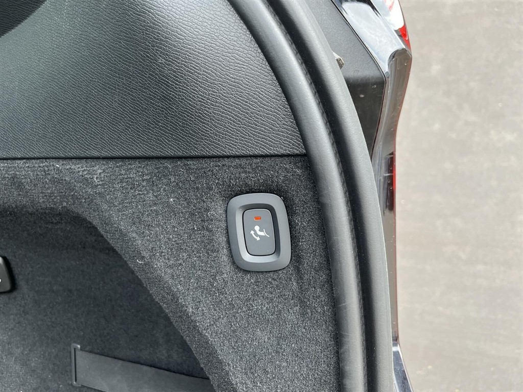 Volvo XC90 2,0 T8 Recharge Plugin-hybrid Ultra AWD 455HK 5d 8g Aut. - Image 11
