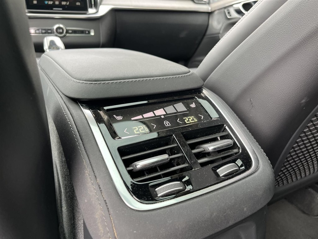 Volvo XC90 2,0 T8 Recharge Plugin-hybrid Ultra AWD 455HK 5d 8g Aut. - Image 24