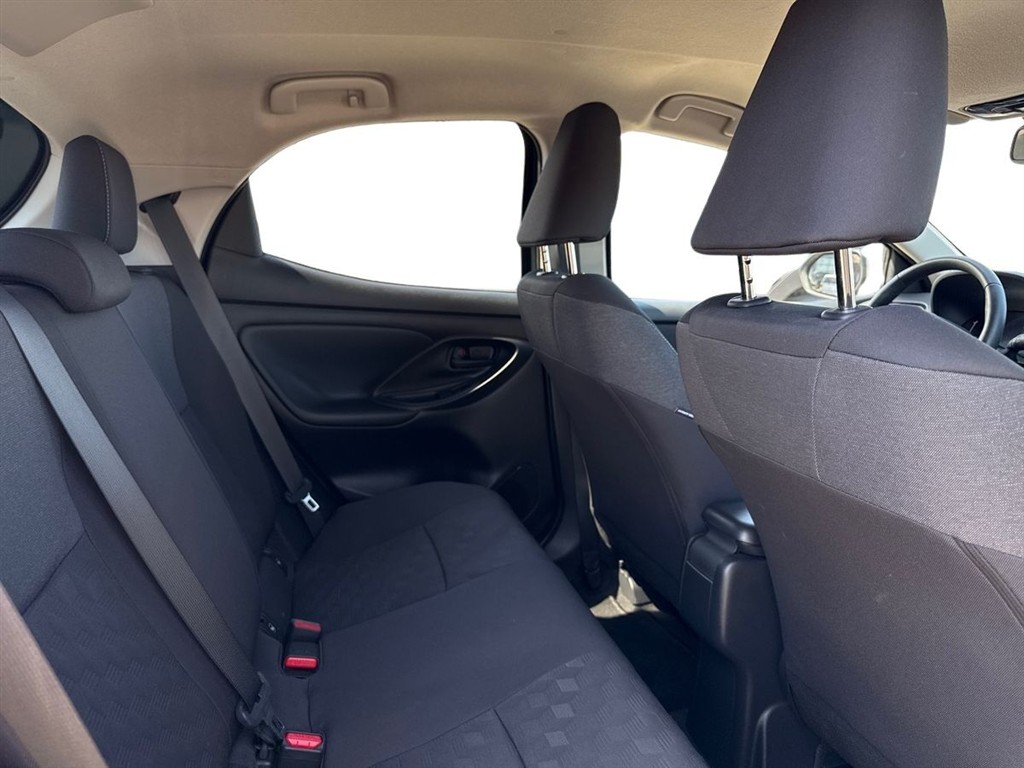 Toyota Yaris 1.5 Hybrid (116 hk) aut. gear Style Technology - Image 16