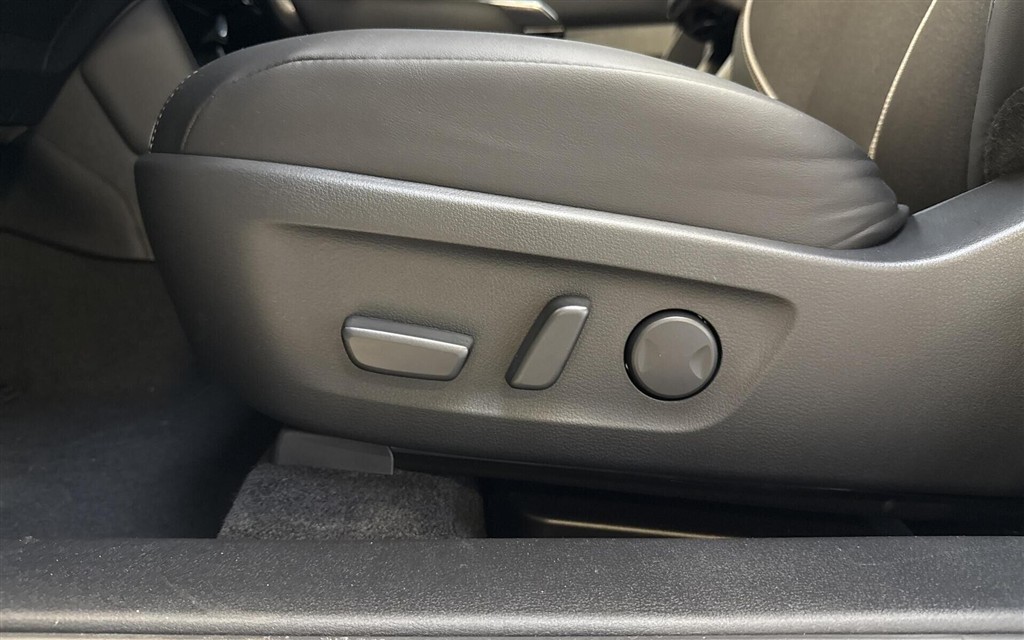 Mazda MX-30 0,8 e-Skyactiv R-EV Plugin-hybrid Exclusive-Line 170HK 5d Trinl. Gear - Image 18