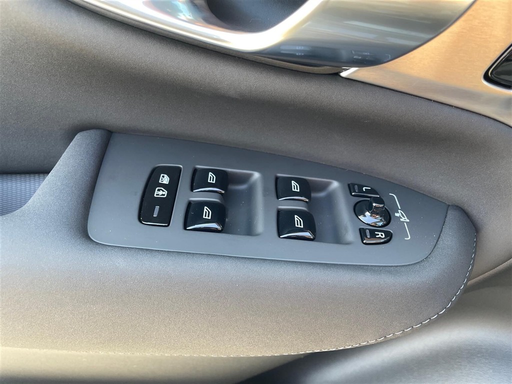 Volvo XC90 2,0 T8 Recharge Plugin-hybrid Ultra AWD 455HK 5d 8g Aut. - Image 17