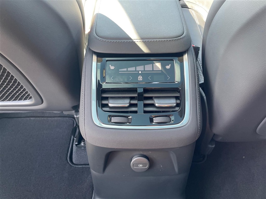 Volvo XC90 2,0 T8 Recharge Plugin-hybrid Ultra AWD 455HK 5d 8g Aut. - Image 25