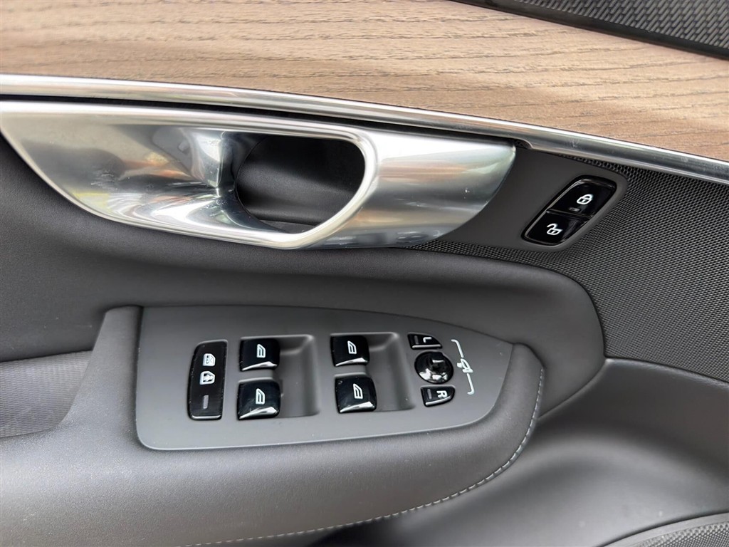 Volvo XC90 2,0 T8 Recharge Plugin-hybrid Ultra AWD 455HK 5d 8g Aut. - Image 38
