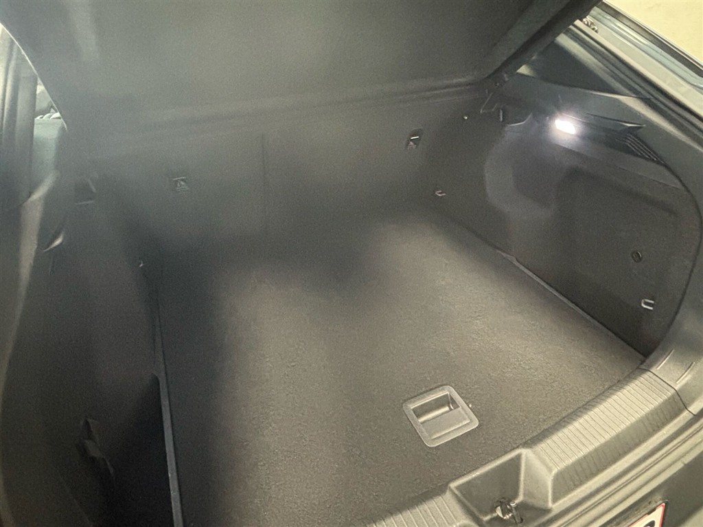 VW ID.5 EL Pro Performance 204HK 5d Aut. - Image 6