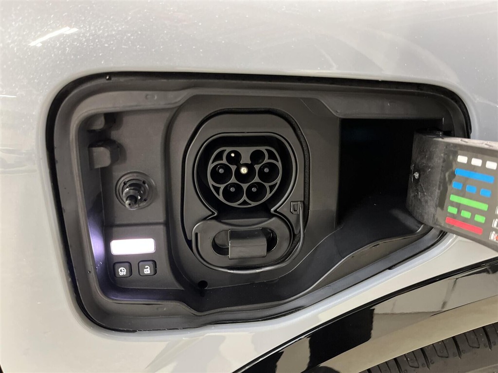 Renault Mégane E-TECH Techno 220HK 5d Aut. - Image 10