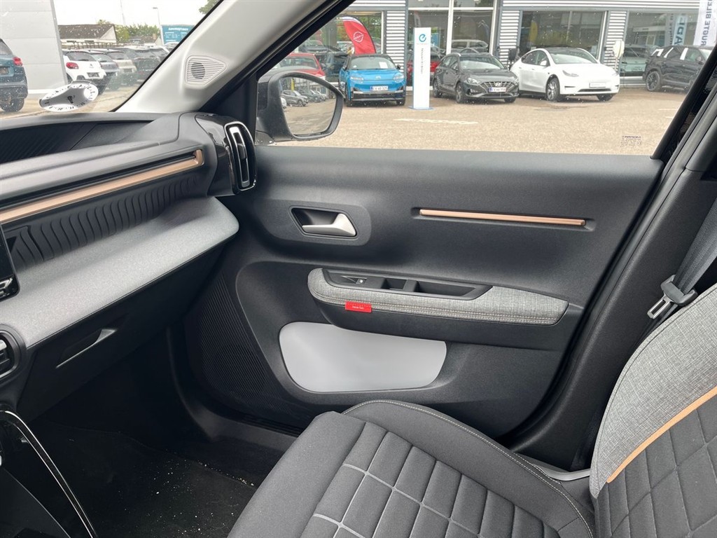 Citroën e-C3 Aircross EL Plus Limited 113HK 5d Aut. - Image 20