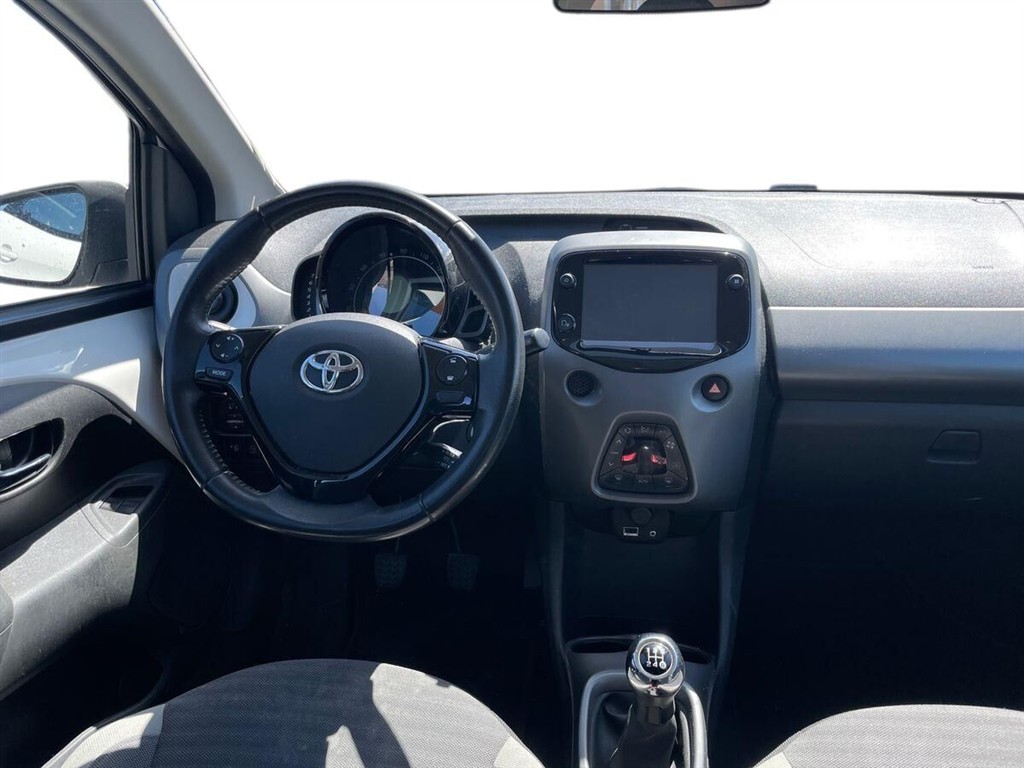 Toyota Aygo 1,0 VVT-I X-Sky 72HK 5d - Image 14