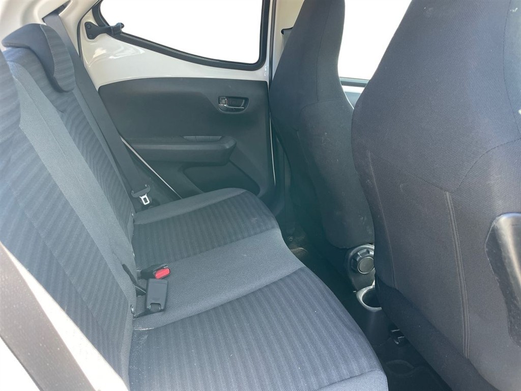 Toyota Aygo 1,0 VVT-I X-Sky 72HK 5d - Image 16