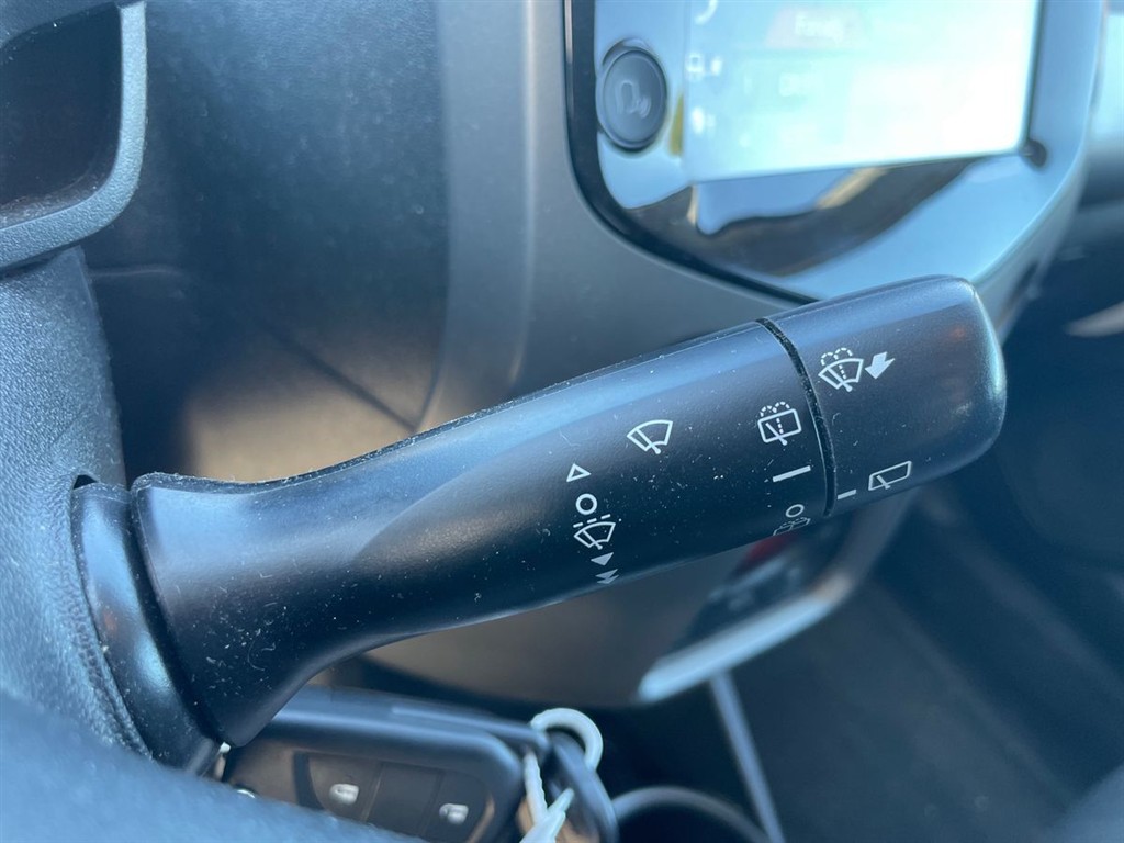 Toyota Aygo 1,0 VVT-I X-Sky 72HK 5d - Image 25