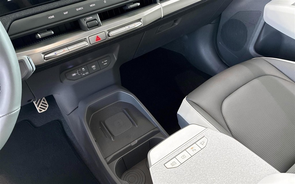 Kia EV3 Long Range GT-Line 204HK 5d Aut. - Image 14