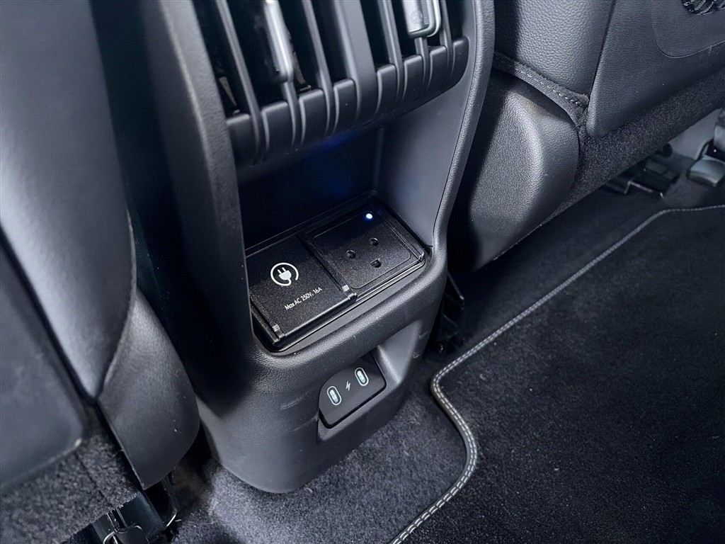 Hyundai Kona Electric 48,4 kWh Ultimate Standard Range 156HK 5d Aut. - Image 10