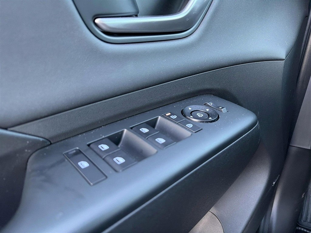 Hyundai Kona Electric 48,4 kWh Ultimate Standard Range 156HK 5d Aut. - Image 21