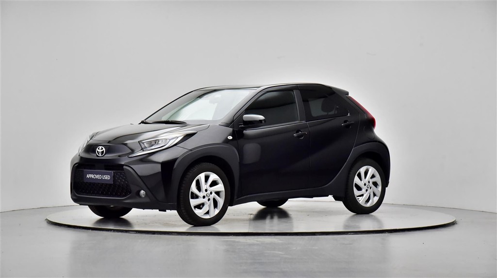 Toyota Aygo X 1,0 VVT-I Active 72HK 5d - Image 2