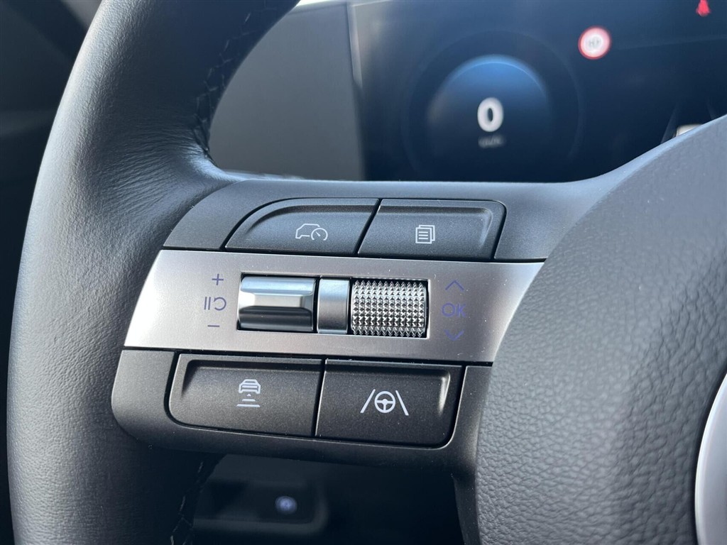 Hyundai Kona Electric 65,4 kWh Essential Long Range 217HK 5d Aut. - Image 11