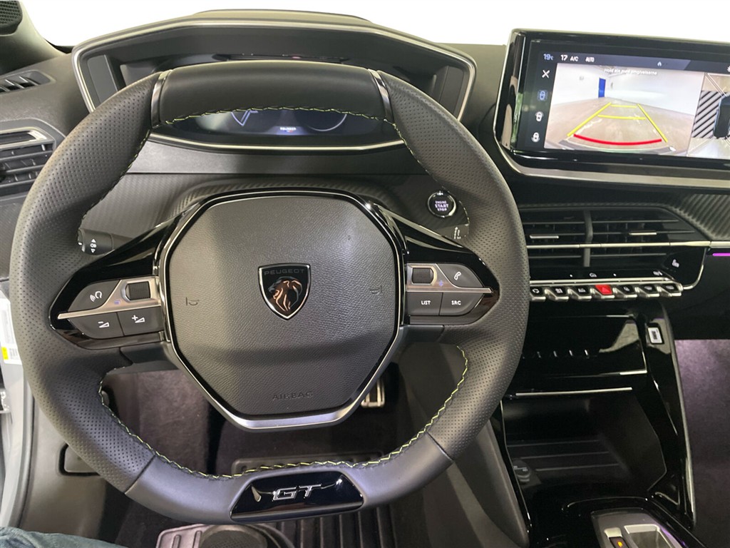 Peugeot e-2008 EL GT 156HK 5d Aut. - Image 19