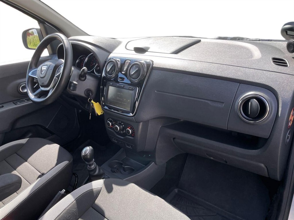 Dacia Lodgy 7 Sæder 1,3 Tce Stepway Start/Stop 130HK 6g - Image 13