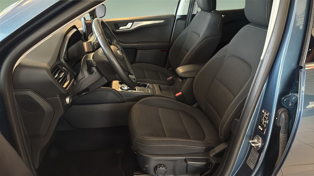 Ford Kuga 2,5 Plugin-hybrid Titanium CVT 225HK 5d Trinl. Gear - Image 8