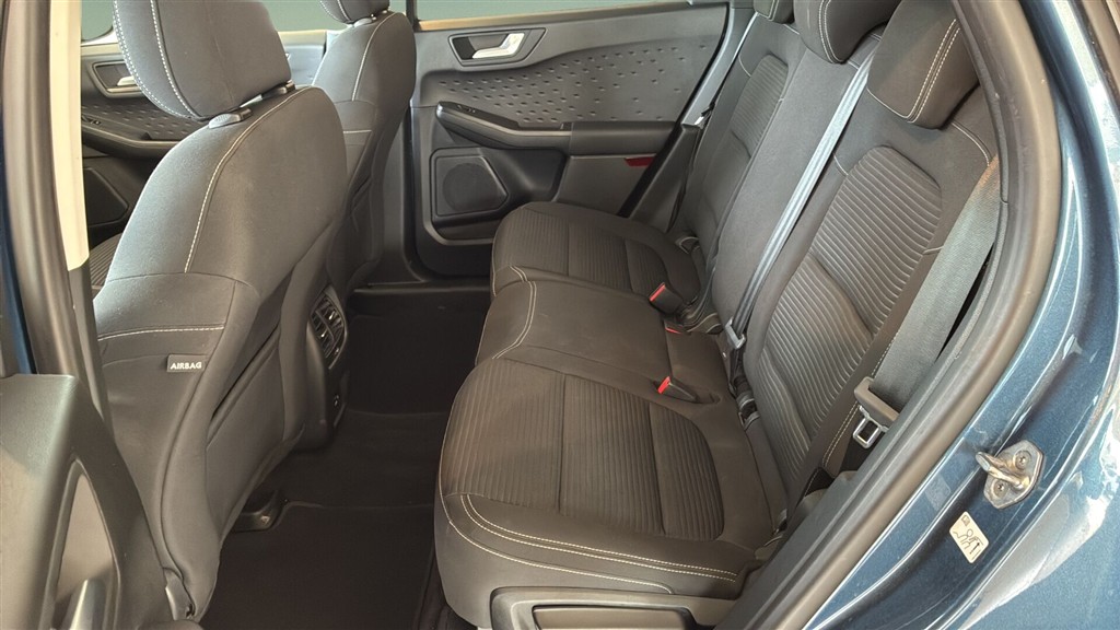 Ford Kuga 2,5 Plugin-hybrid Titanium CVT 225HK 5d Trinl. Gear - Image 9
