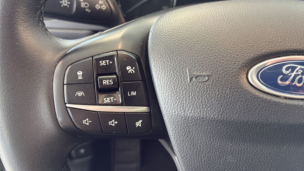 Ford Kuga 2,5 Plugin-hybrid Titanium CVT 225HK 5d Trinl. Gear - Image 11