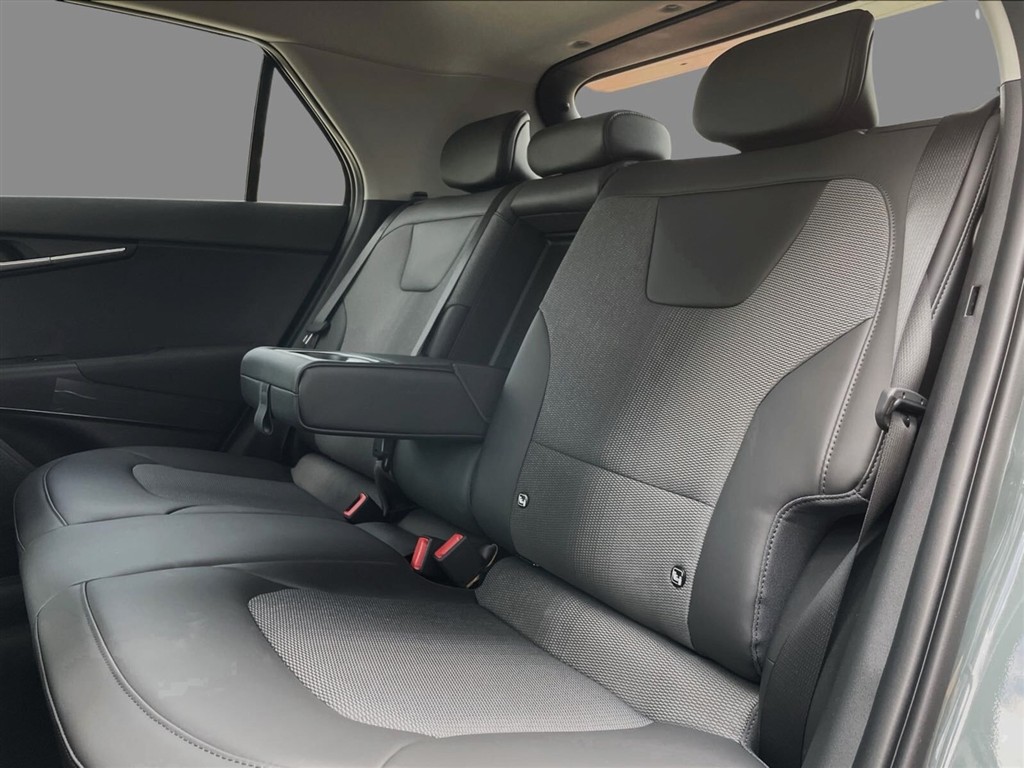 Kia Niro EV 64,8 kWh Prestige 204HK 5d Aut. - Image 11