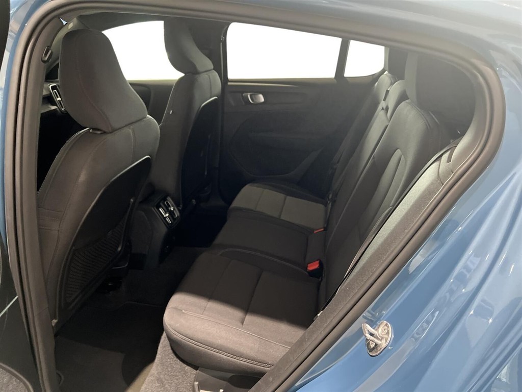 Volvo C40 P8 Recharge Twin Plus AWD 408HK 4d Aut. - Image 7