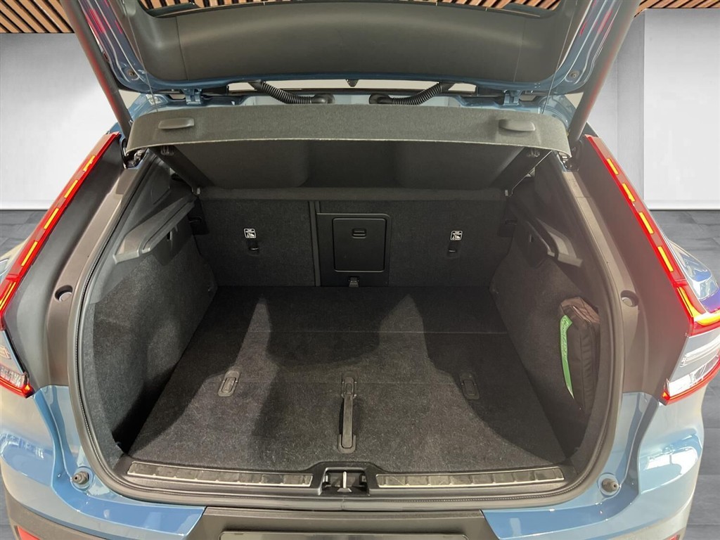 Volvo C40 P8 Recharge Twin Plus AWD 408HK 4d Aut. - Image 14