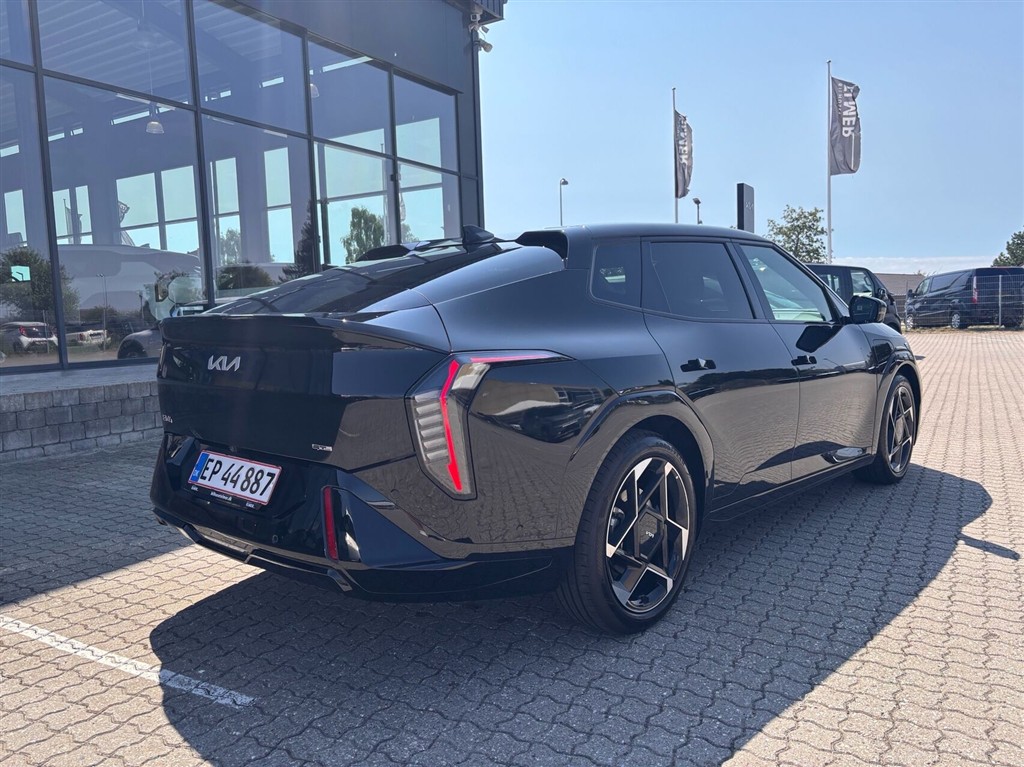 Kia EV4 Long Range GT-Line Fastback 204HK 5d Aut. - Image 3