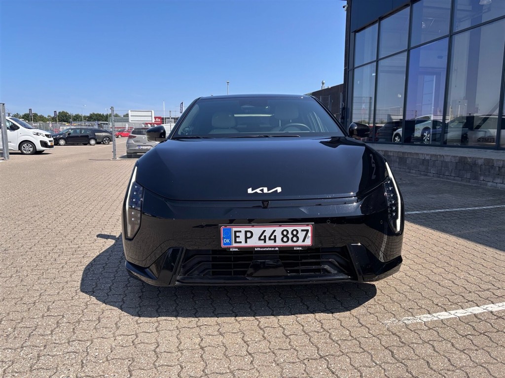 Kia EV4 Long Range GT-Line Fastback 204HK 5d Aut. - Image 4