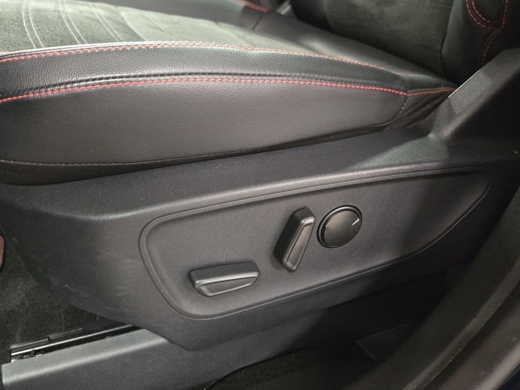 Ford Kuga 2,5 Plugin-hybrid ST-Line X CVT 225HK 5d Trinl. Gear - Image 20