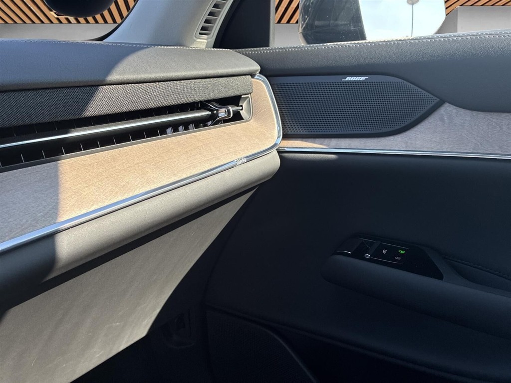 Volvo EX90 Twin Ultra AWD 408HK 5d Aut. - Image 22