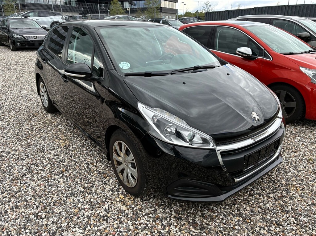 Peugeot 208 1,6 BlueHDi Envy 100HK 5d - Image 2