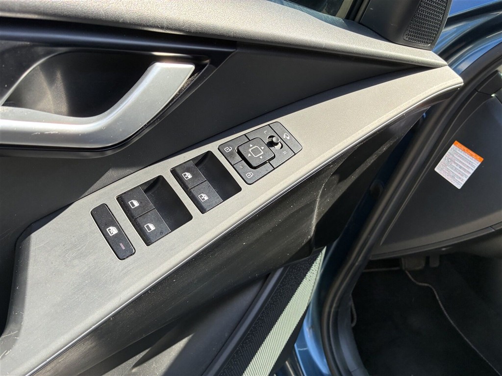 Kia Niro 1,6 GDI PHEV Plugin-hybrid Prestige DCT 183HK 5d 6g Aut. - Image 8