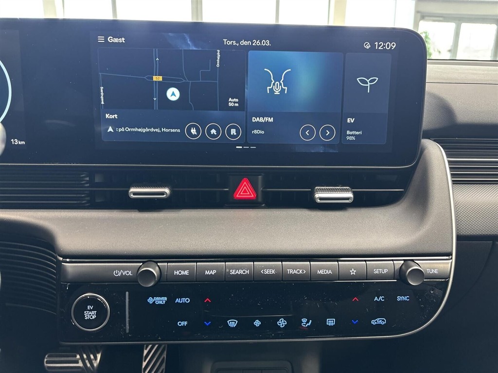 Hyundai Ioniq 5 Electric 84 kWh Ultimate 229HK 5d Aut. - Image 8