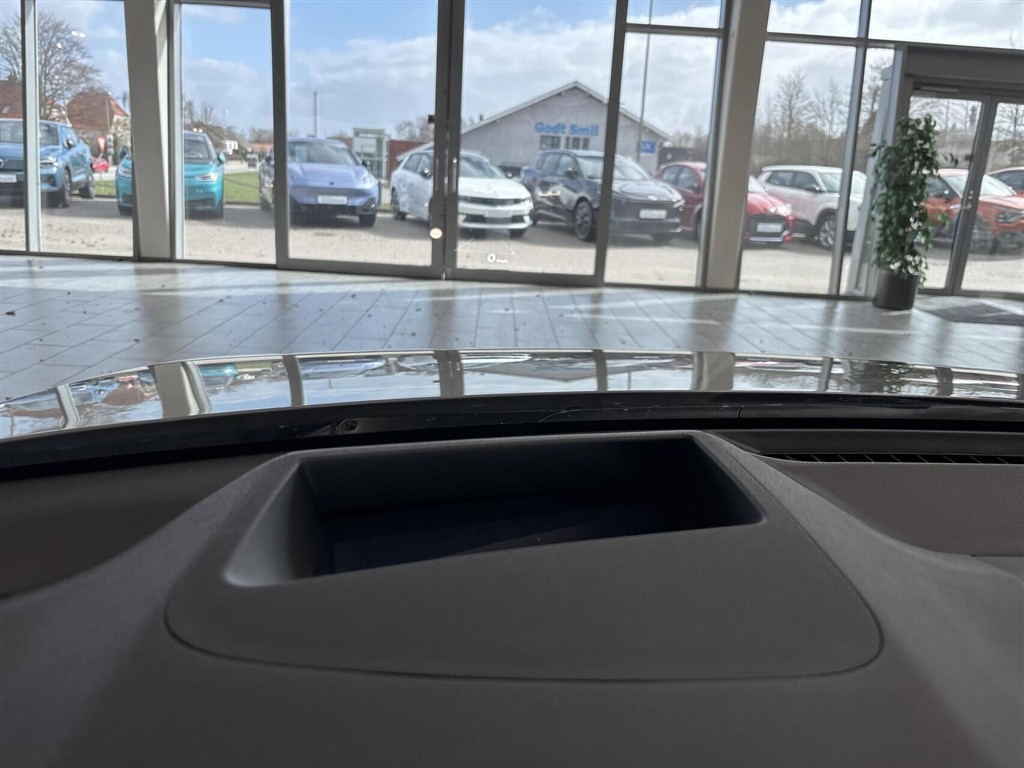 Hyundai Ioniq 5 Electric 84 kWh Ultimate 229HK 5d Aut. - Image 18