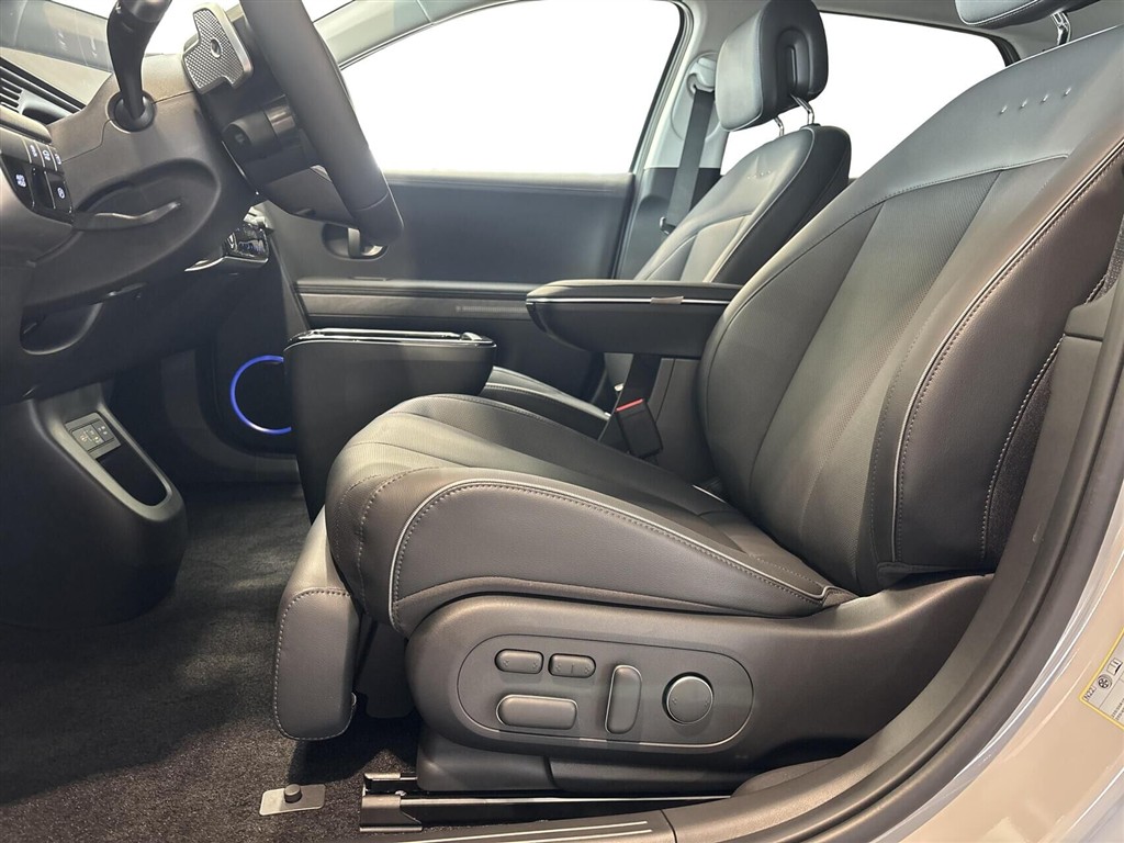 Hyundai Ioniq 5 Electric 84 kWh Ultimate 229HK 5d Aut. - Image 4