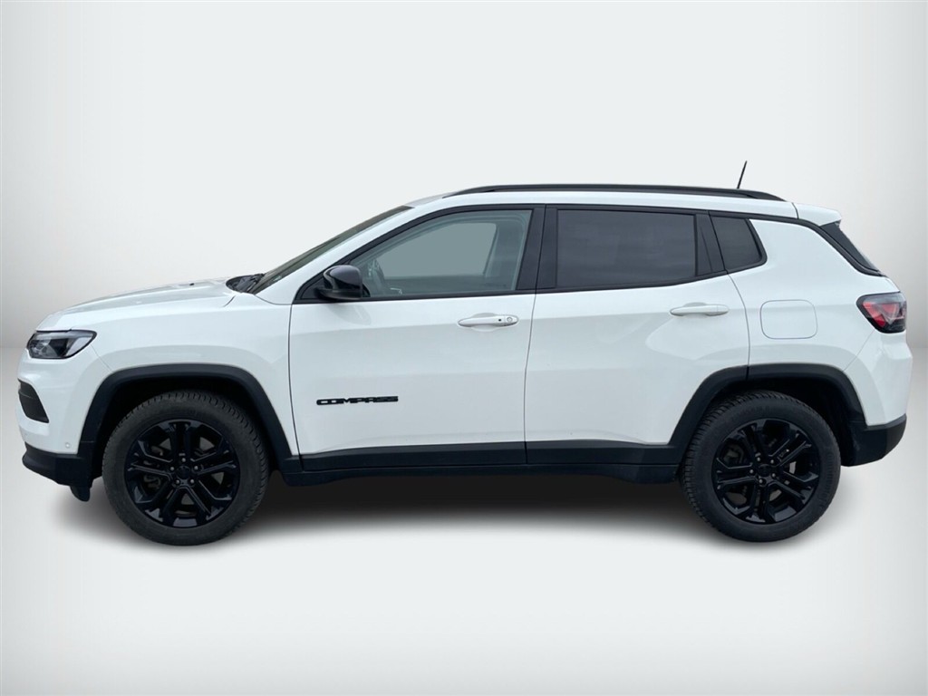 Jeep Compass 1,3 MJT Plugin-hybrid Night Eagle 4xe 190HK 5d 6g Aut. - Image 4