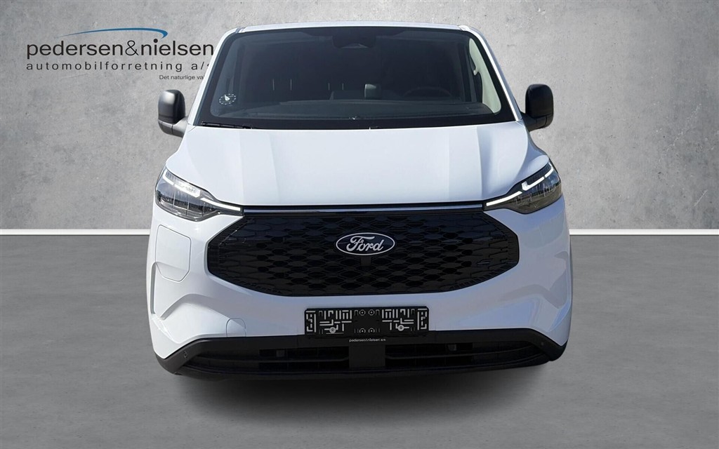 Ford E-Transit Custom 320 L1H1 EL Trend 136HK Van Aut. - Image 8