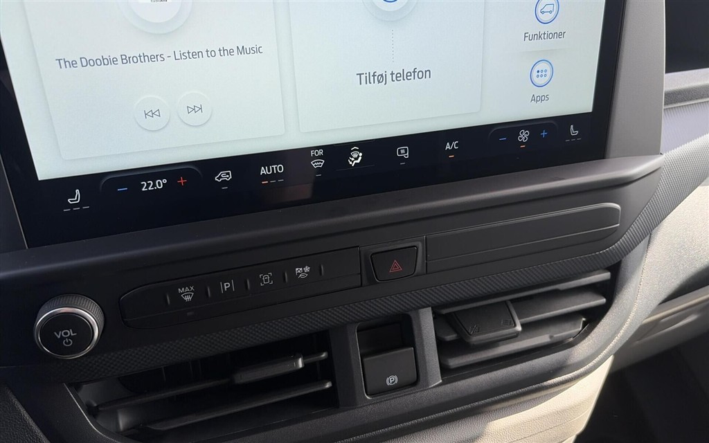 Ford E-Transit Custom 320 L1H1 EL Trend 136HK Van Aut. - Image 13