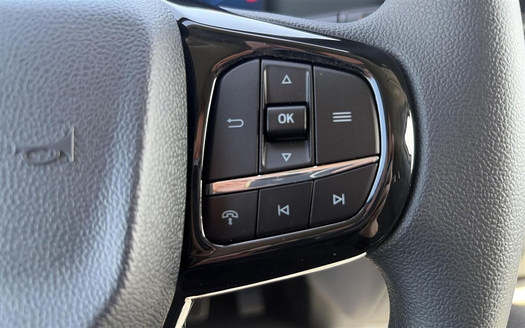 Ford E-Transit Custom 320 L1H1 EL Trend 136HK Van Aut. - Image 20