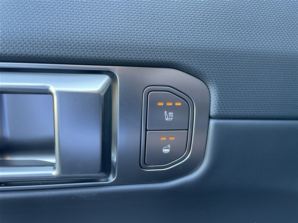 Kia EV4 81,4 kWh HB LR Upgrade MY26 204HK 5d Aut. - Image 13